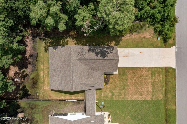 Building Photo - 1303 Dan Owen Dr