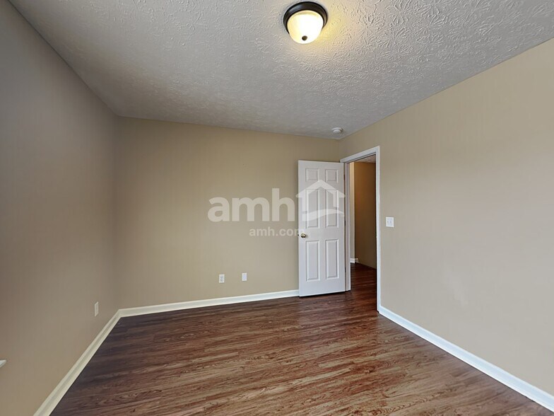 Building Photo - 6534 Amherst Way