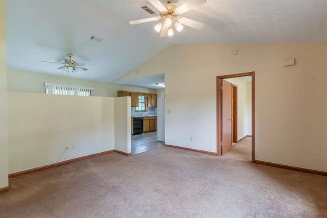 Building Photo - 4174 Warren Rd