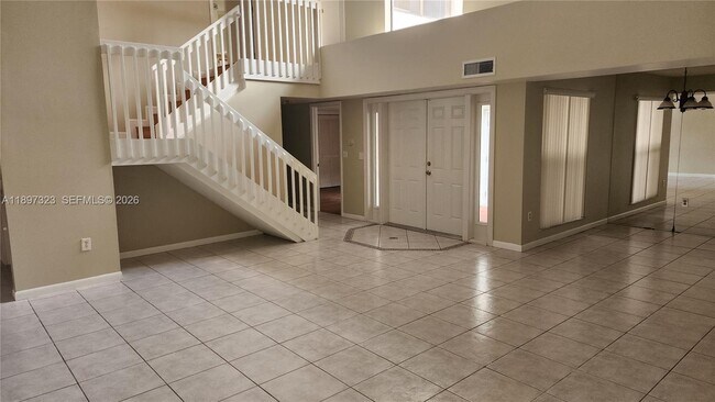 Building Photo - 10628 SW 118th Pl