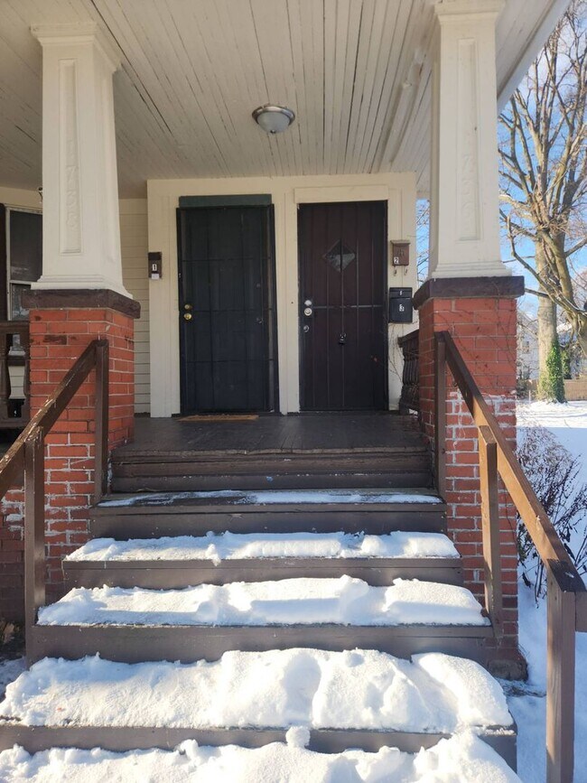 Building Photo - 1736-1738 Coit RD