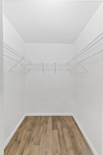 Building Photo - 17682 84th Ct N