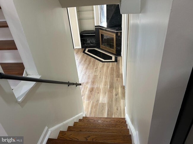 Building Photo - 1617 Bryant Rd