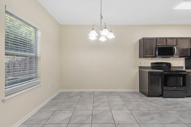 Building Photo - 266 Moultrie Village Ln
