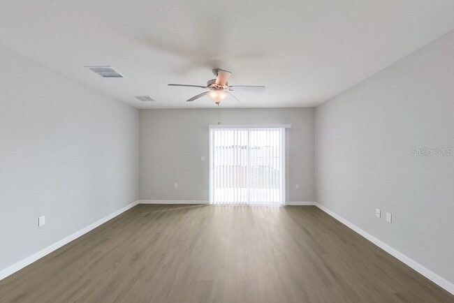 Building Photo - 8669 SW 43rd Ter