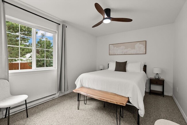 Building Photo - Glacier Chalet – Cozy Columbia Falls Retre...