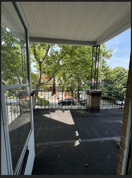 Unit 2 - 268 Dwight St