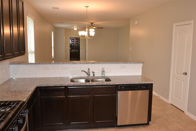 Building Photo - 8435 Chesney Trl