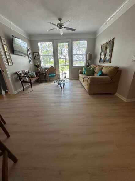 Luxury Vinyl Flooring - 9873 Baywinds Dr