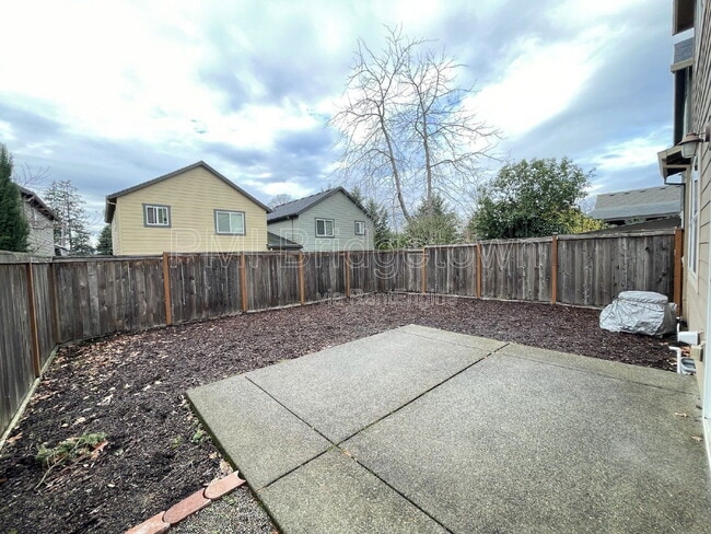 Building Photo - 14815 SE Rupert Dr