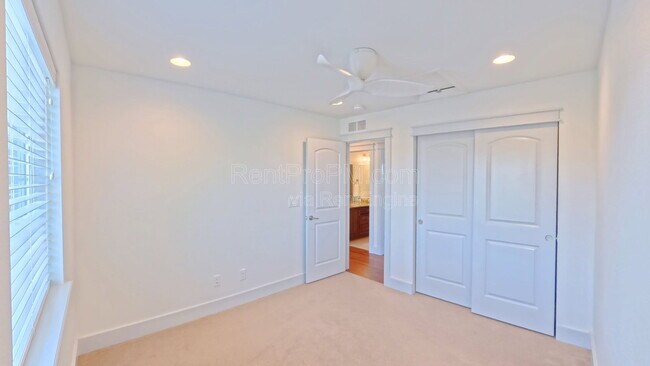 Building Photo - 3802 Wild Elm Way