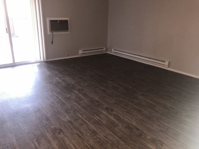 Building Photo - 1842 E 5625 S