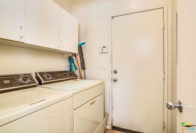 Building Photo - Escape to Your Private Desert Oasis in Pal...