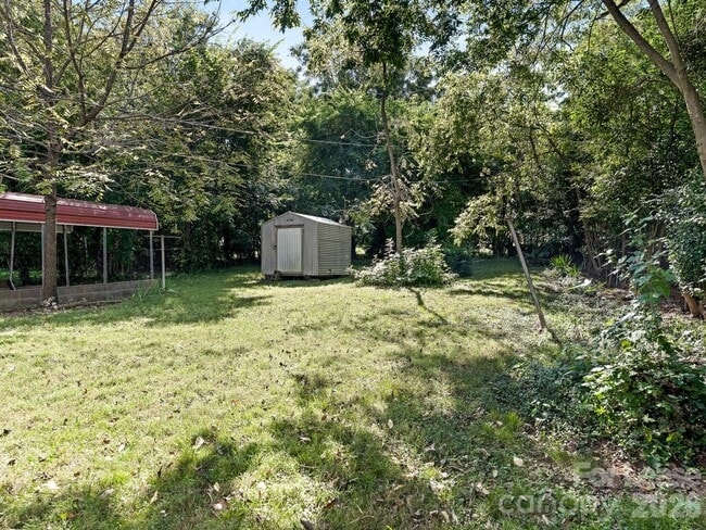 Building Photo - 2909 Southwest Blvd