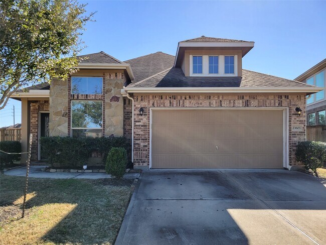 Building Photo - 23603 Villa Lisa Dr