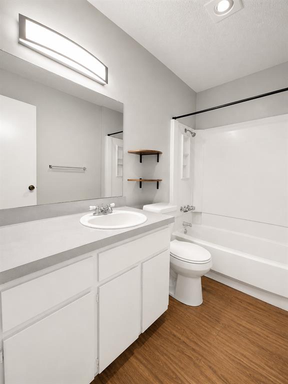Building Photo - 2116 Gaston Pl Dr