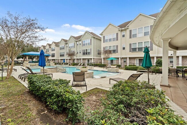 Building Photo - 3001 Murworth Dr