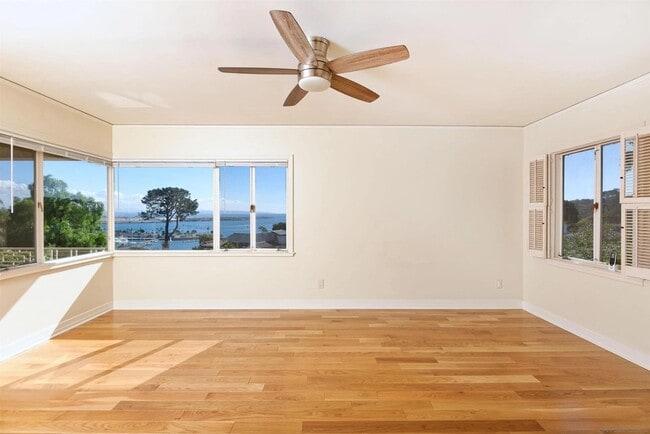 Building Photo - 3125 Qualtrough St