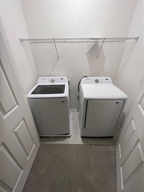 Building Photo - 1500 Silver Lining Wy