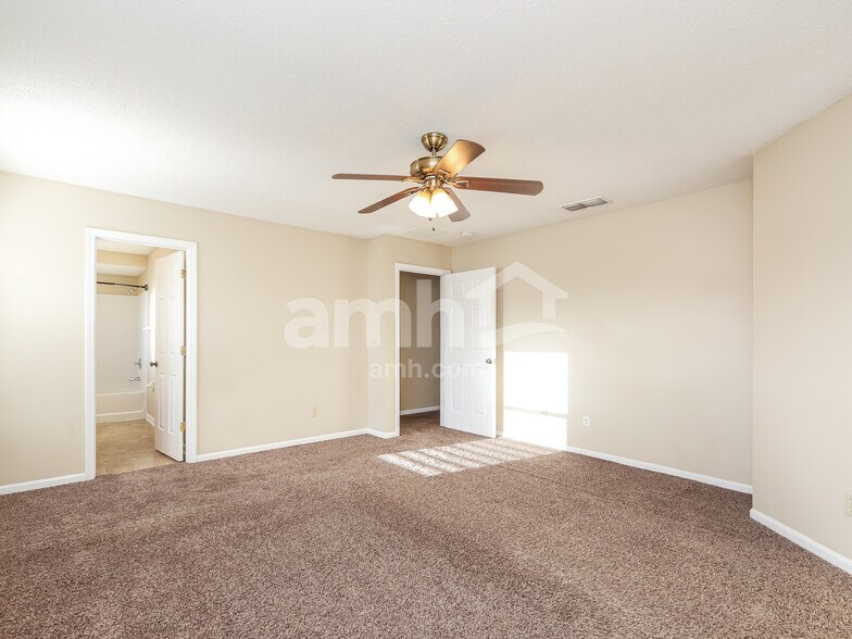 Building Photo - 96036 Starlight Ln