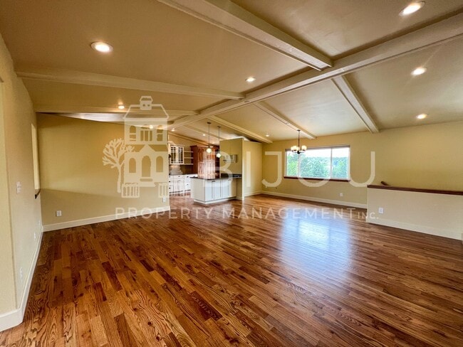 Building Photo - Corner Lot Multi-Level Home
