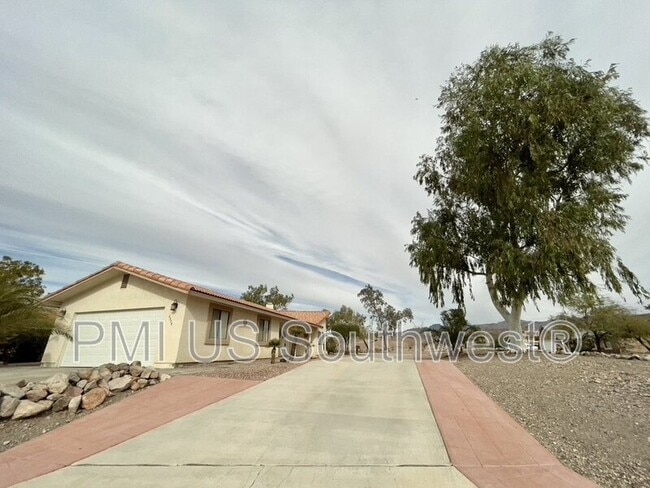 Building Photo - 3375 Sharon Ln