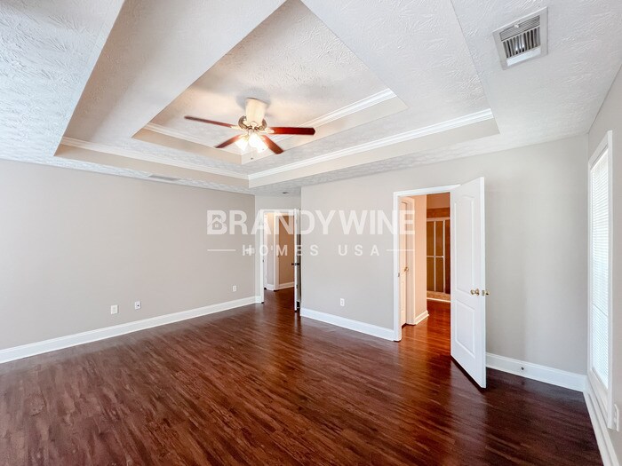 Building Photo - 155 Jennifer Ln