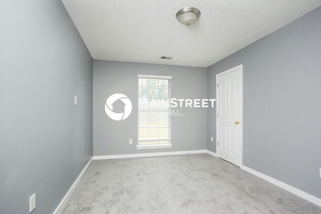 Building Photo - 4 Bedroom Pet-Friendly Home in Horn Lake, MS with Main Street Renewal