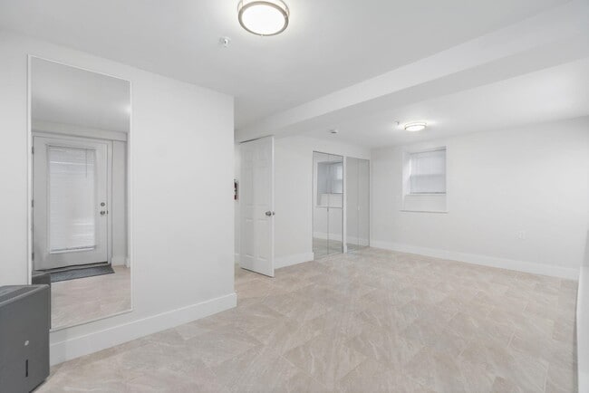 Building Photo - 6107 JFK Blvd E