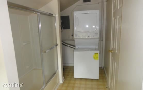 Building Photo - 2 br, 1 bath  - 301 S Saginaw St