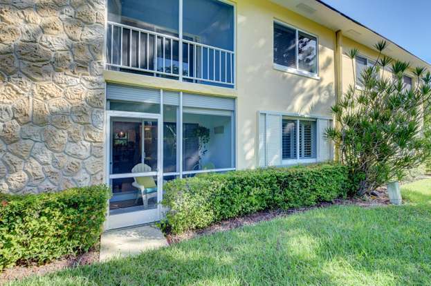 Building Photo - 207 Tropic Isle Dr
