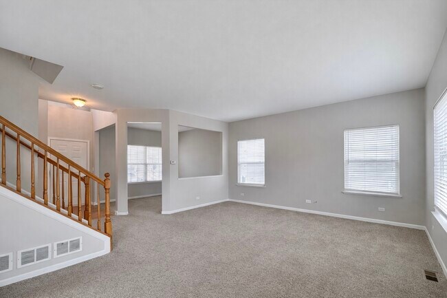 Building Photo - 2310 Shiloh Dr