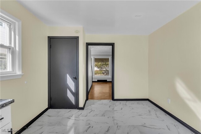 Building Photo - 24330 Glenforest Rd