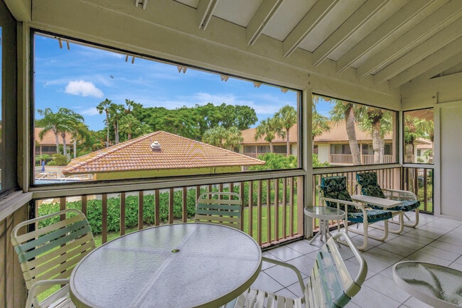 Building Photo - 618 Brackenwood Cove