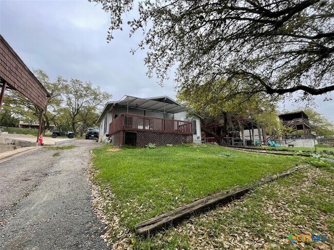 Building Photo - 1415 Glenn Dr