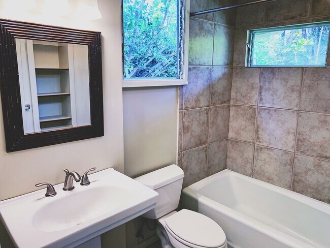 Building Photo - Schamber / Cuseo