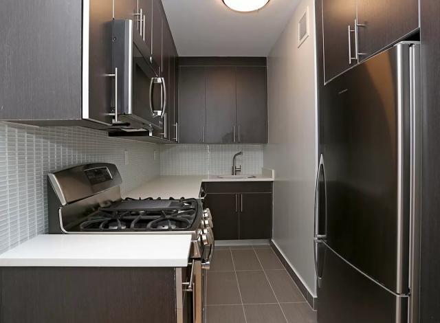 Building Photo - 2 bedroom in New York NY 10019