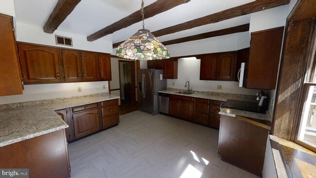 Primary Photo - 3842 Stoneybrook Rd