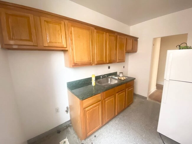 Primary Photo - 8302 6th Ave
