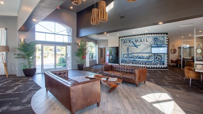 Building Photo - 5151 E Guadalupe Rd