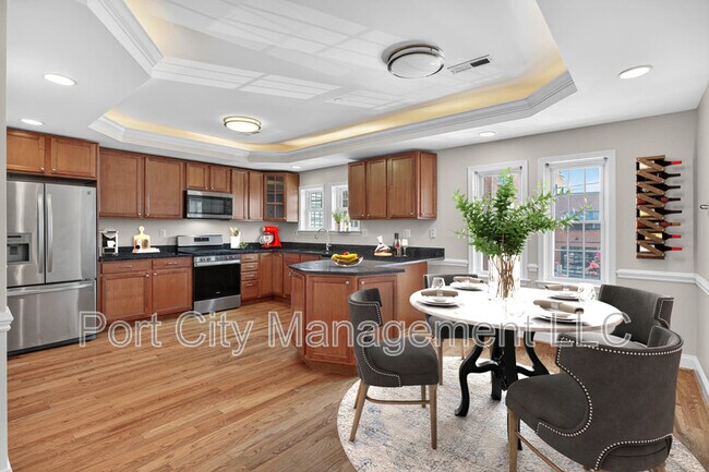 Building Photo - 1125 Race St