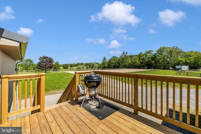 Building Photo - 10224 Bessie Clemson Rd