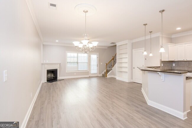 Building Photo - 121 Townview Dr