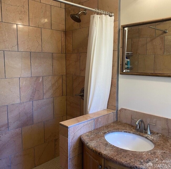 Building Photo - 4052 Costado Rd