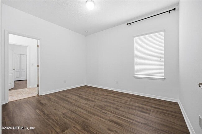 Building Photo - 18 Amherst Pl