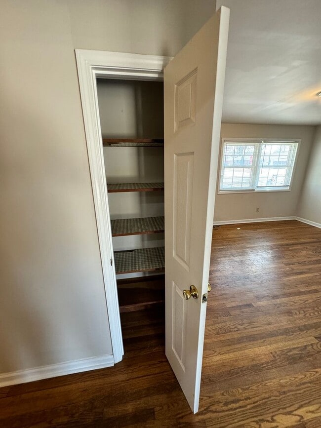 Building Photo - 6218 Dart Dr