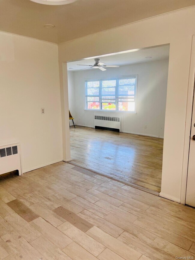 Building Photo - 25-40 Far Rockaway Blvd