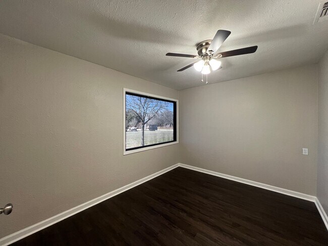 Building Photo - Homes for Rent in Rhome TX
