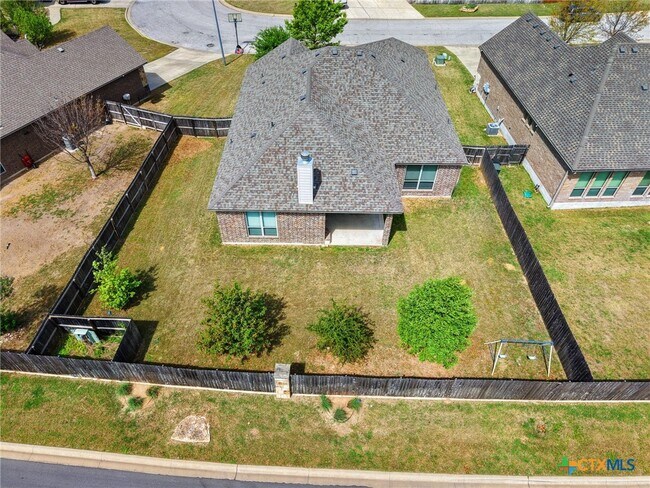 Building Photo - 109 Raven Dr
