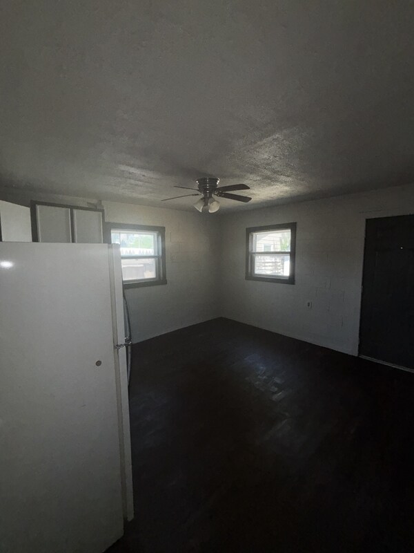 Building Photo - 1718 25th St